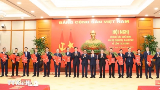 Bộ Chính trị, Ban Bí thư công bố loạt quyết định về công tác cán bộ