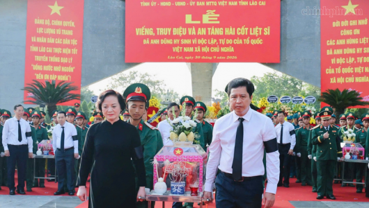 Phó Thủ tướng Phạm Thị Thanh Trà dự lễ truy điệu, an táng 71 hài cốt liệt sĩ tại Lào Cai