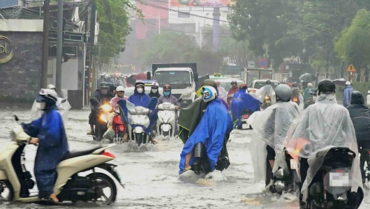 Dự báo thời tiết hôm nay ngày 18/10: Bắc Bộ nắng ráo, Trung Bộ và Nam Bộ có nơi mưa to