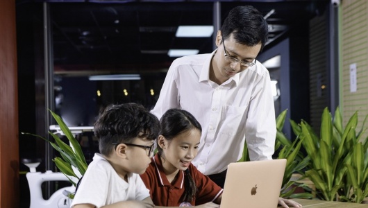 Phòng ngừa và xử lý nguy cơ xâm hại, lừa đảo trẻ em từ công nghệ số