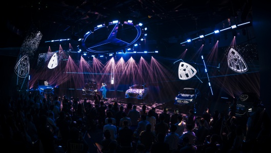 Mercedes-Benz Việt Nam ra mắt chuỗi 5 mẫu xe điện hóa mới tới triển lãm “The Icons, Electrified” 