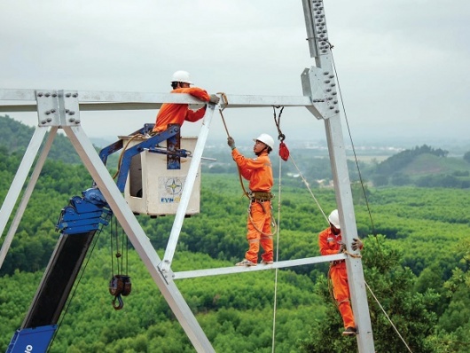 Từ ngày 10/5, giá điện bán lẻ bình quân tăng 4,8%