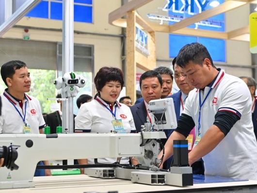 Hơn 250 gian hàng quy tụ công nghệ 'xanh' và giải pháp bền vững cho dệt may Việt Nam