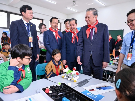 Tổng Bí thư Tô Lâm dự lễ khánh thành Trường phổ thông nội trú liên cấp Si Pa Phìn, Điện Biên