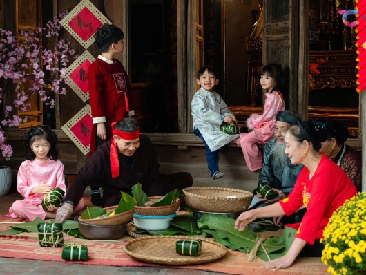 Làng nghề bánh chưng Hùng Lô tất bật những ngày cận Tết