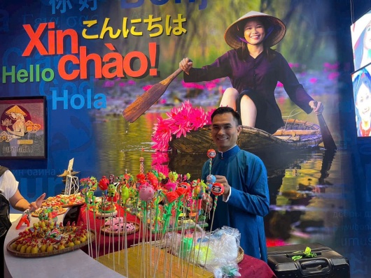 Tò he và nỗi nhớ mùa xuân ở lại 