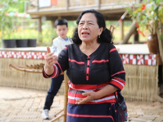 Tiếng Klông Pút giữa mùa xuân số: Hành trình gìn giữ văn hóa Xơ Đăng của nghệ nhân Y Sinh 