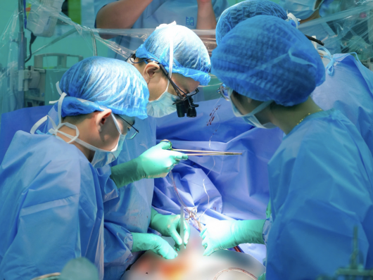 Phép màu đầu năm: Đưa trái tim từ Hà Nội vào TP.HCM cứu bệnh nhi 11 tuổi