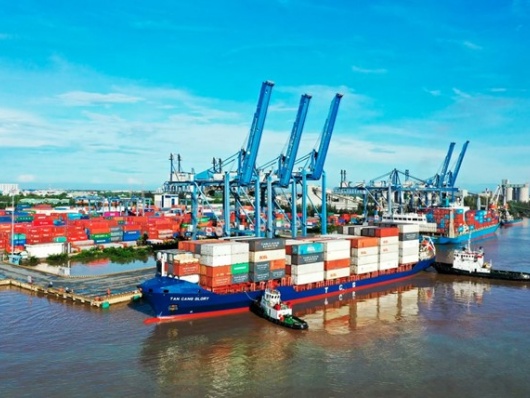 Số hóa và xanh hóa là 'chìa khóa' nâng cao năng lực cạnh tranh ngành logistics Việt