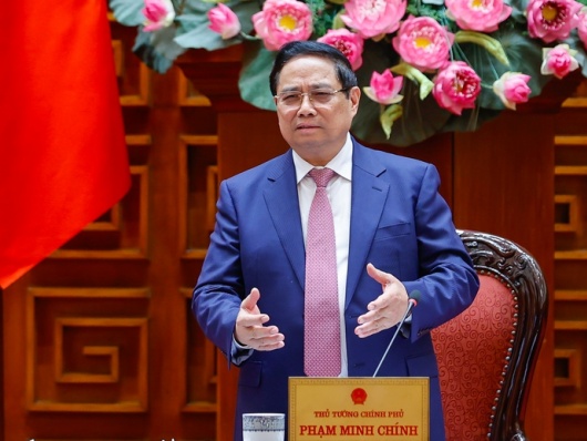 Thủ tướng: Dứt khoát không để thiếu xăng dầu trong mọi trường hợp