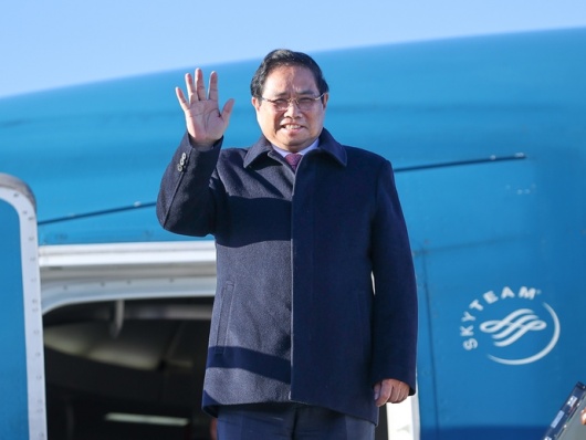 Thủ tướng tới Thủ đô Moscow, bắt đầu thăm chính thức Liên bang Nga