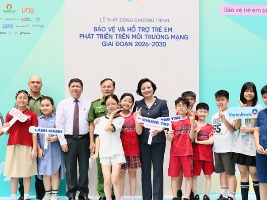 Bảo vệ trẻ em trên môi trường mạng là nhiệm vụ của toàn xã hội