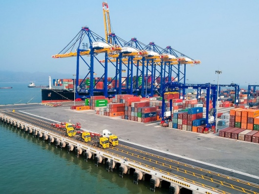 Kinh tế Việt Nam khởi sắc, kim ngạch xuất nhập khẩu vượt 445 tỷ USD