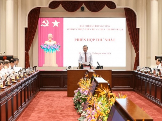 Kinh tế nhà nước giữ vai trò chủ đạo, nhưng không dựa vào độc quyền, xin - cho