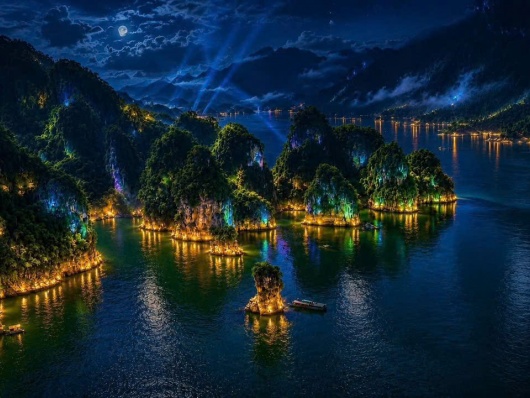 Đạo diễn Trần Trung: “Khoác áo mới” cho cảnh quan, di sản bằng nghệ thuật và công nghệ!