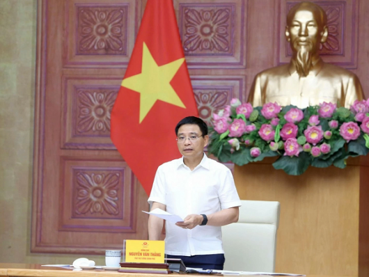 Phó Thủ tướng Nguyễn Văn Thắng chỉ đạo thực hiện tốt việc kiểm soát giá những tháng cuối năm