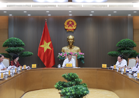 Không để cơ sở y tế thiếu trang thiết bị, người dân thiếu thuốc vì vướng cơ chế