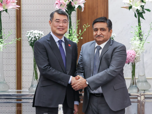 Thủ tướng Lê Minh Hưng khuyến khích Tập đoàn ACME của Ấn Độ đầu tư vào các dự án xanh, năng lượng tái tạo tại Việt Nam