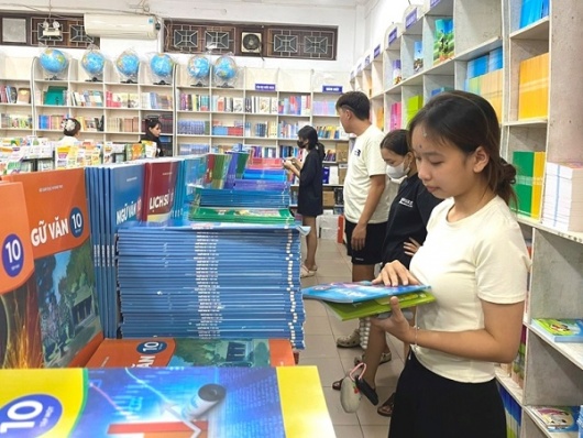 Đã hoàn thành cung ứng 100% sách giáo khoa còn thiếu cho năm học 2026-2027