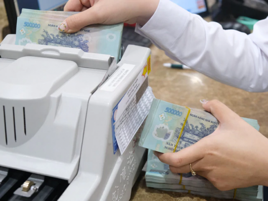 NHNN làm rõ quy định giám sát phòng chống rửa tiền với khách VIP