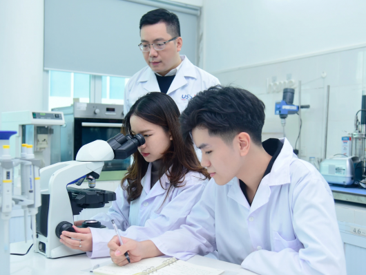 Bố trí ngân sách khoảng 0,1% GDP cho công tác nhân tài