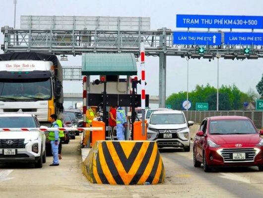 Bộ Xây dựng làm rõ đề xuất thu phí 6.600 đồng/tháng của VETC và ePass