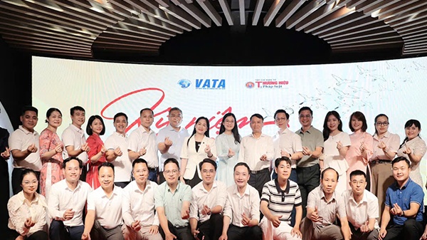 Tạp chí điện tử Thương hiệu và Pháp luật Kỷ niệm 101 năm ngày Báo chí cách mạng Việt Nam