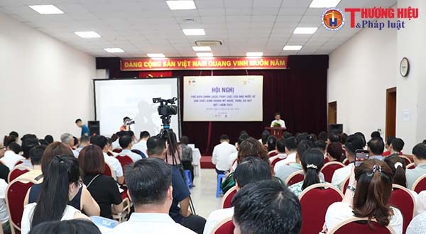 Hà Nội: Diễn ra Hội nghị phổ biến chính sách, pháp luật của nhà nước về sản xuất kinh doanh mỹ nghệ vàng đá quý đợt 1 - 2024