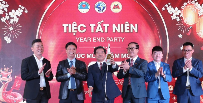 Tiệc tất niên chào Xuân 2025 với chủ đề 'Kỷ nguyên mới, kỷ nguyên vươn mình của dân tộc Việt Nam” 