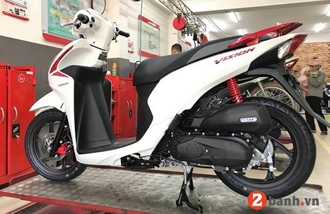 Xe máy quốc dân Honda Vision đội giá lên tới 60 triệu VNĐ nhập hội nhà  giàu
